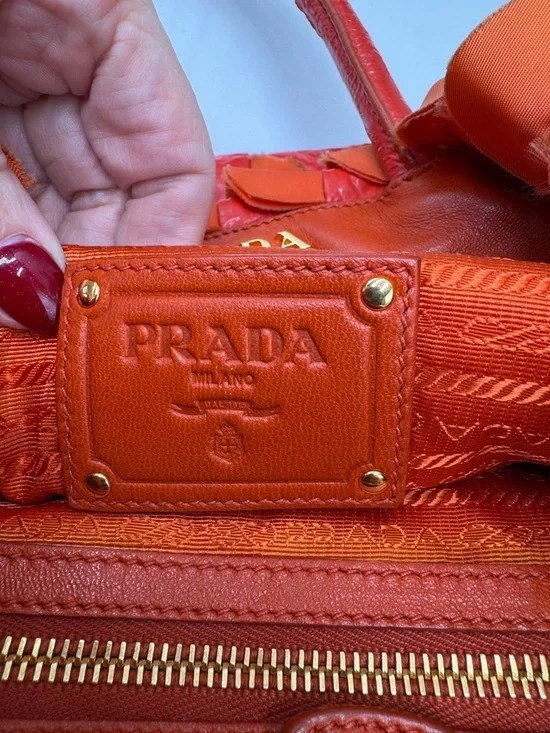 Prada Rare Arancio Orange Tessuto Ruffle Tote Bag BN1728 Vernice Patent Leather - Picture 7 of 14